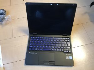 Let's note RZ6 画面とキーボード