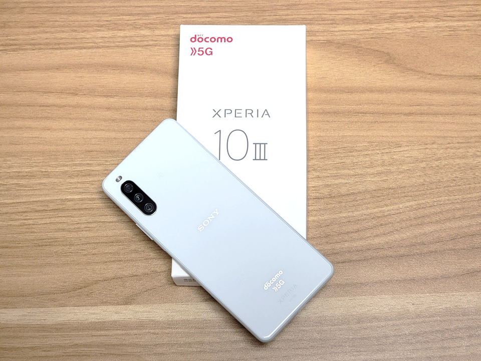 Xperia 10 III ホワイト SO-52B shsdeskplus.com