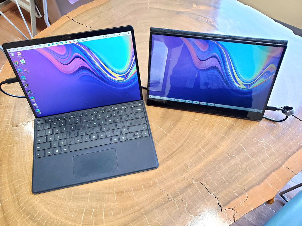 【限定値下】surface RT モニター(本体画面のみ)